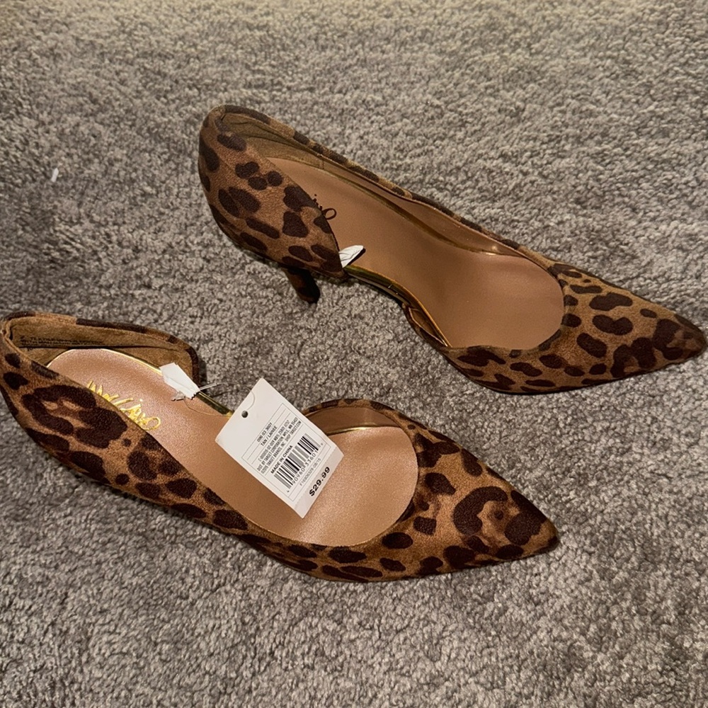Heels - Picture 3 of 4